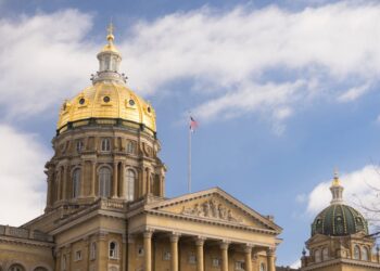 https://www.shutterstock.com/image-photo/us-state-flags-fly-des-moines-534792076